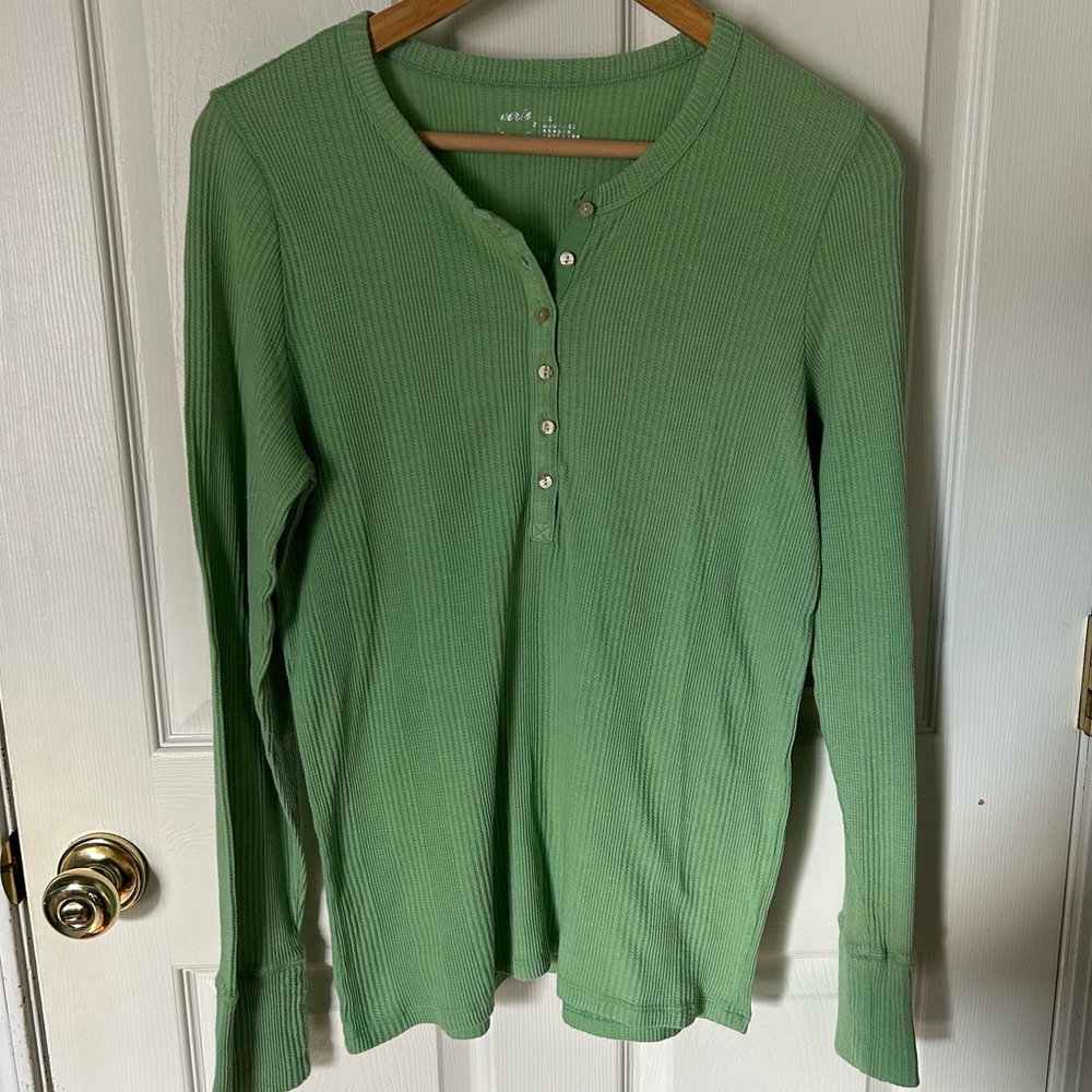 Aerie Green Waffle Rib Long Sleeve Henley Shirt | Size L